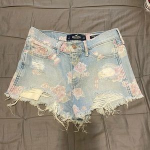 ✨Rose Jean Shorts✨